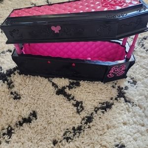 Monster High Coffin Bed